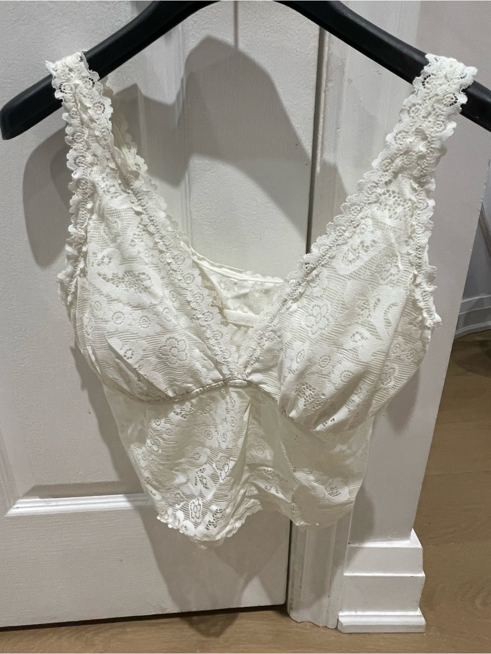 aerie Cream Lace Bralette with Floral Pattern